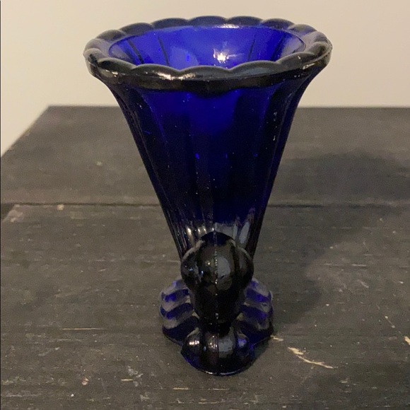 Vintage imperial glass horn mini vase/planter - Picture 4 of 10